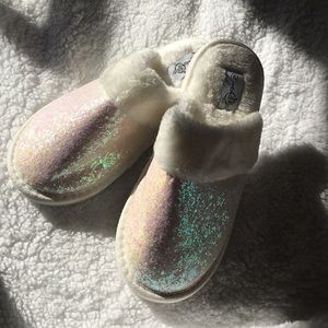 Glitter slippers